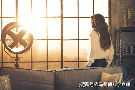 免费算命，婚姻的迷雾与指引