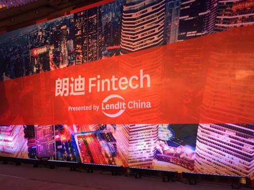 现场直击，香港开马会盛况—一场科技与传统的完美融合香港开马开奖现场直播中彩论