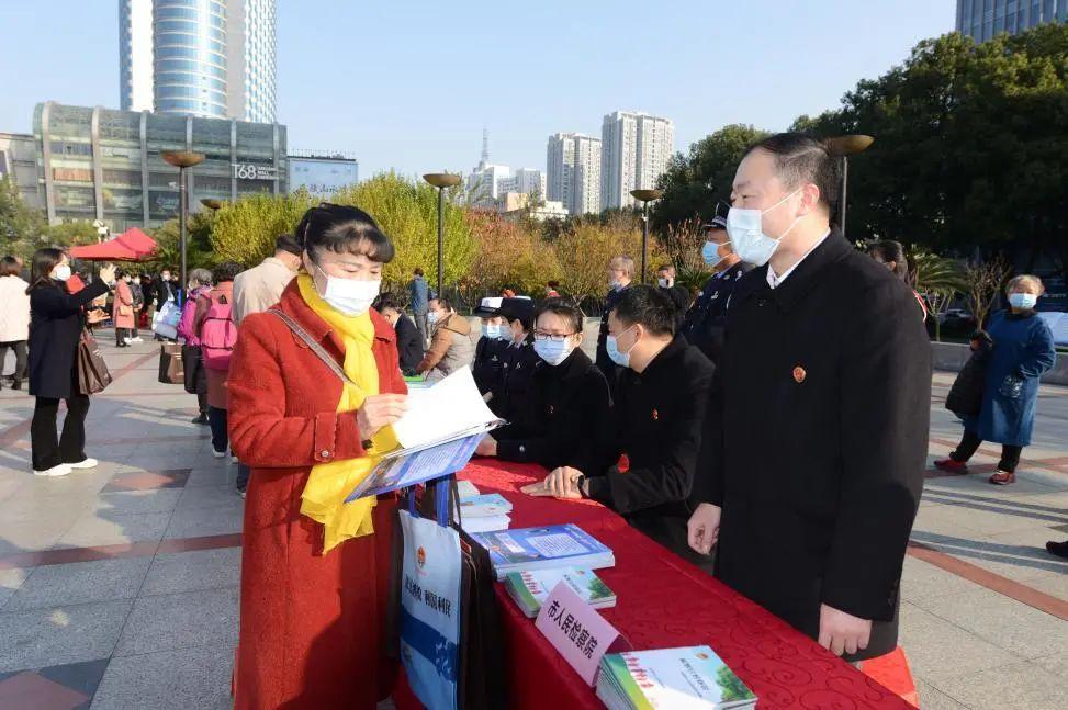 蓝姐三中三大数据论坛，解锁彩票分析新视角蓝姐三中三高手论坛正网