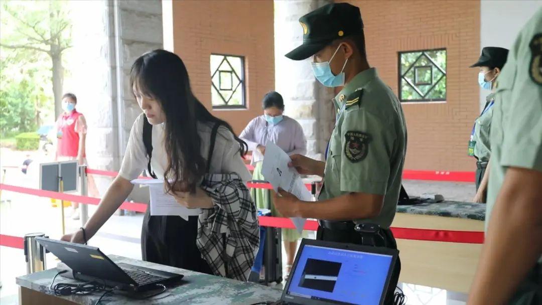 厦门部队文职人员招聘，梦想启航的绿色征途厦门部队文职人员招聘情况