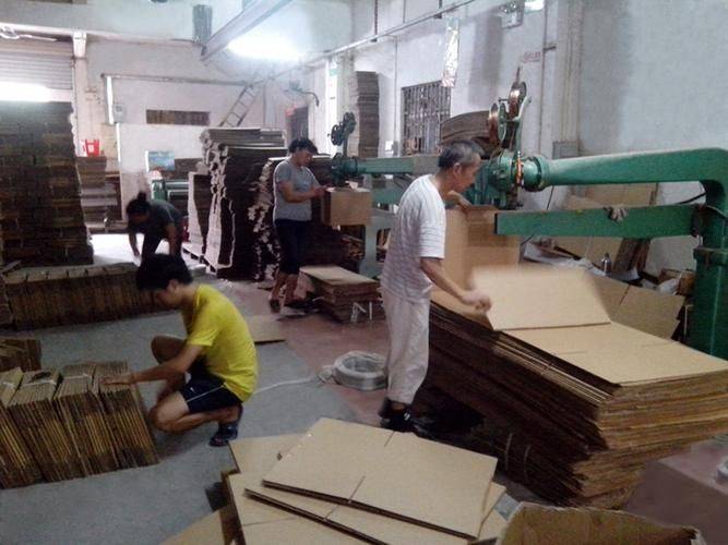 附近工厂招工8小时，机遇与挑战并存的就业新选择附近工厂招工8小时纸箱厂在哪个地方