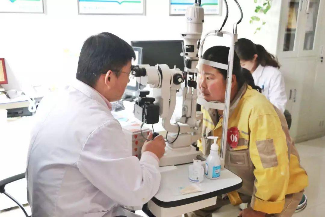 探寻中国唯一可长期持有的股票—贵州茅台的稳健与辉煌中国唯一可以长期持有的股票华厦眼科
